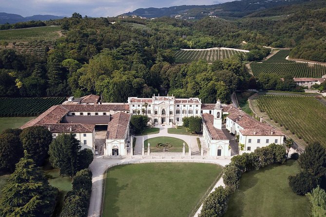 The Amarone Chateau Guided Tour and Tasting in Valpolicella - Explore the Venetian Villa