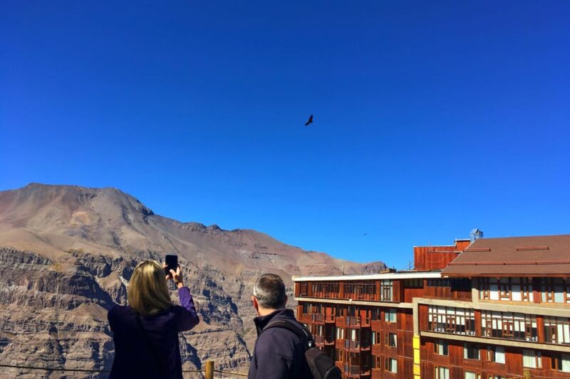 The Andes Mountain Range in HD: Panoramic Views - Key Points