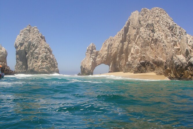 The Arch of Los Cabos Glass-Bottom Boat Tour - Health and Accessibility