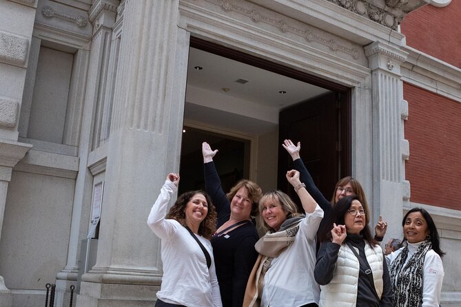 The Art of Stories: A Literary Tour in the Metropolitan Museum - Connecting Art and Literature