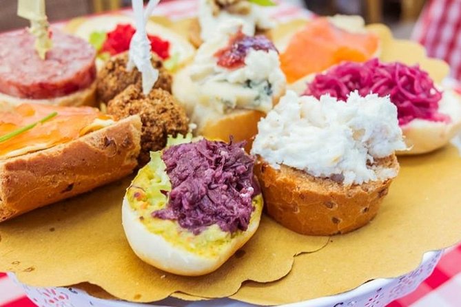The Art of the Italian Aperitivo With a Local: Learn & Enjoy in Chianti - Main: Sampling Homemade Delicacies