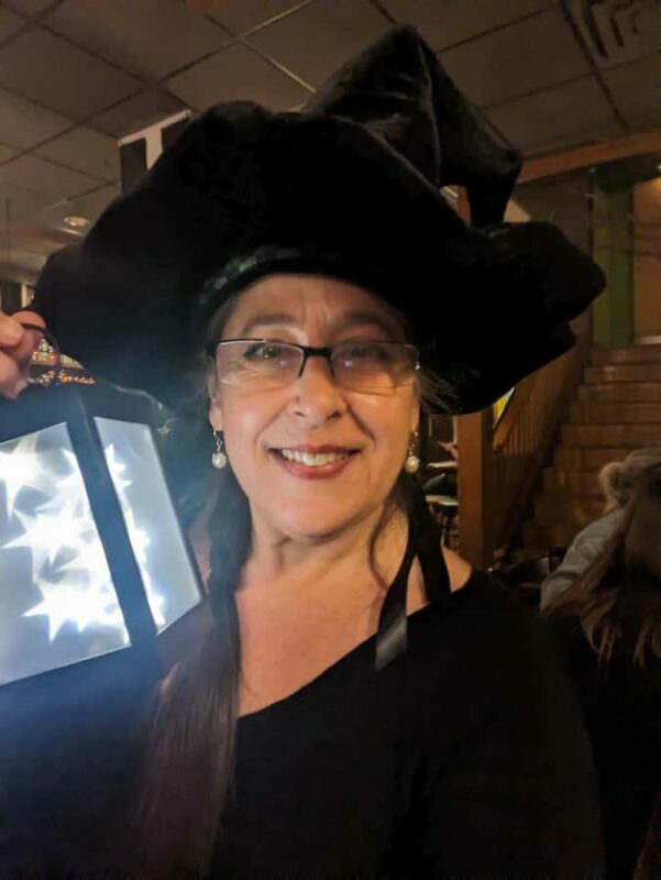 The Asheville Apparitions of the Abyss Ghost Tour - The Role of the Guide and Group Dynamics