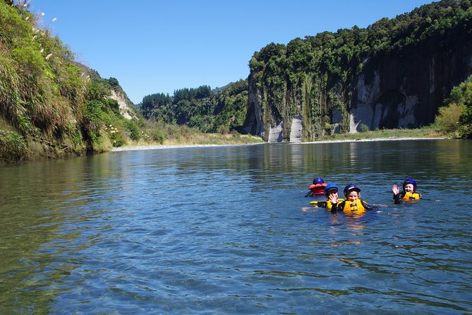 The Awesome Scenic Rafting Adventure - Full Day Rafting on the Rangitikei River - Experiencing the Rangitikei River