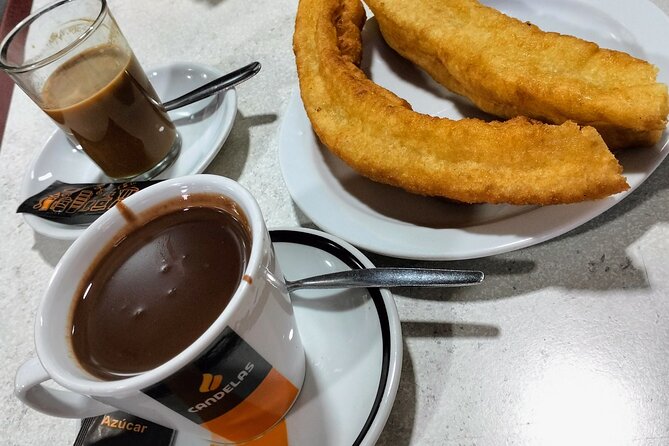 The Barcelona La Boqueria and Sant Antoni Markets Adventure - Tapas and Wine Tasting