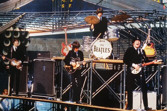 The Bath History And BEATLES MEMORY Tour - Multilingual Guides Expertise and Insights