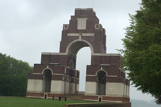 The Battle of the Somme Guided Day Tour From Arras - Thiepval Memorial and Newfoundland Memorial