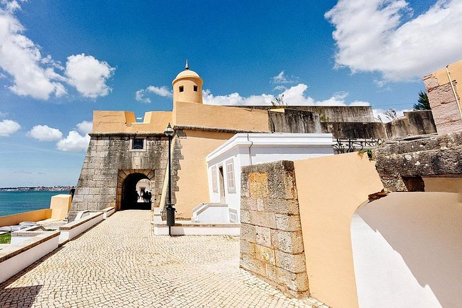 The Beaches Between Lisbon and Cascais (The Estoril Coastline) With Lunch - Experience Highlights