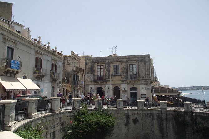 The Beautiful Greek Syracuse With Ortigia Island Plus Local Open Market - Pickup and Transportation Arrangements