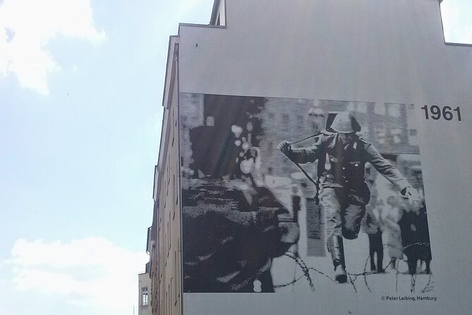 The Berlin Wall / Cold War Berlin (Private 3 Hours Walking Tour) - Witness to Tense Cold War Events