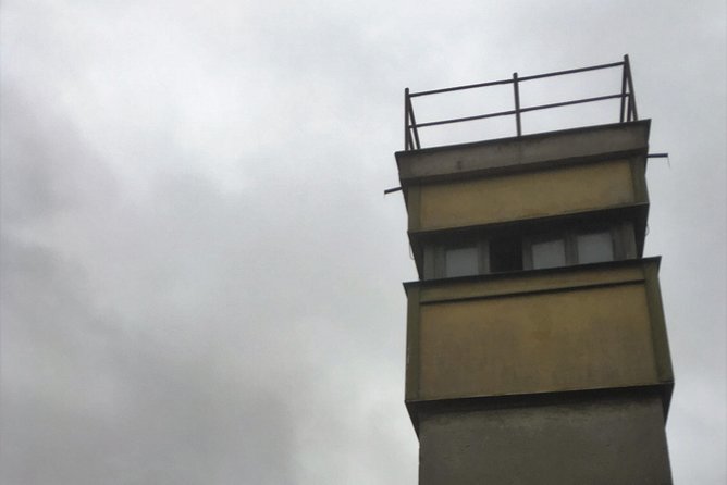 The Berlin Wall / Cold War Berlin (Private 3 Hours Walking Tour) - Architectural Remnants of the Wall