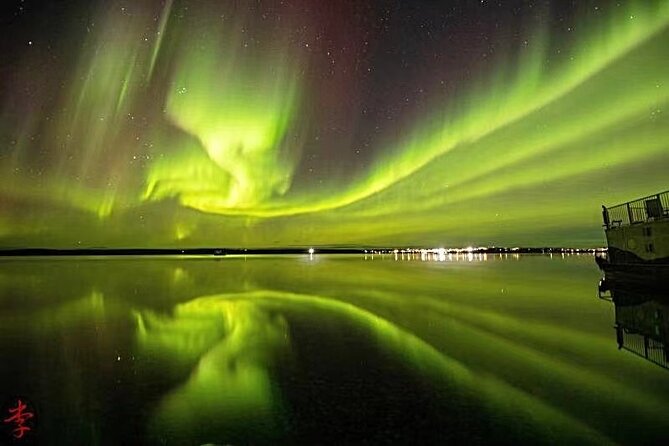 The Best Aurora Tour - Waiting for the Aurora