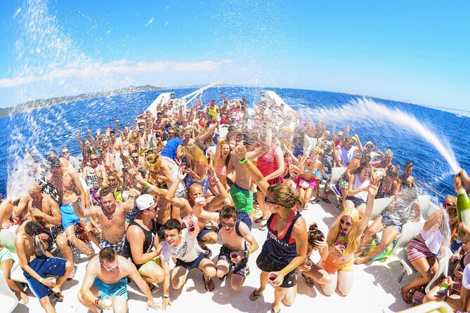 The Best Boat Party From Punta Cana - Meeting and Pickup Conveniences