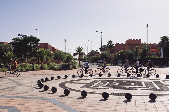The Best Half-Day Cycling Tour in Marrakech - Taking in the Spice Souk