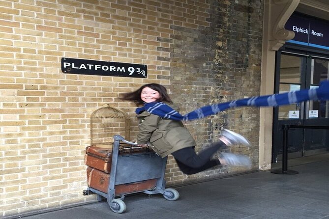 The Best Harry Potter Tour & The London Dungeons - Meeting and End Points
