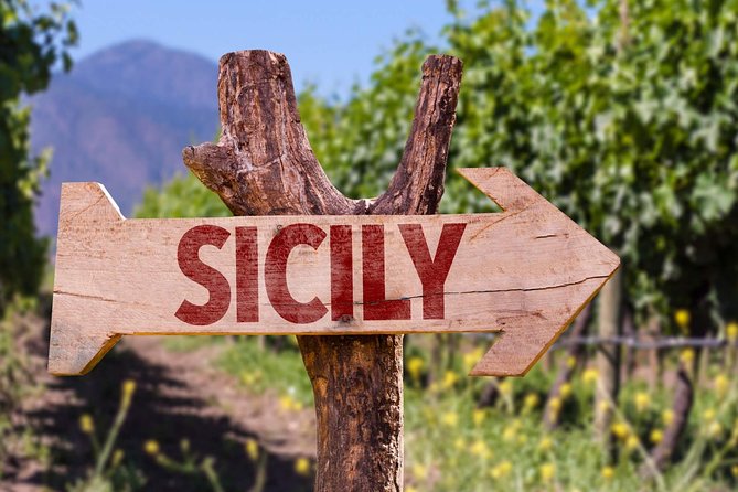 The Best Highlights 7 Day Sicily Tour - Wander Through the Picturesque Town of Cefalù