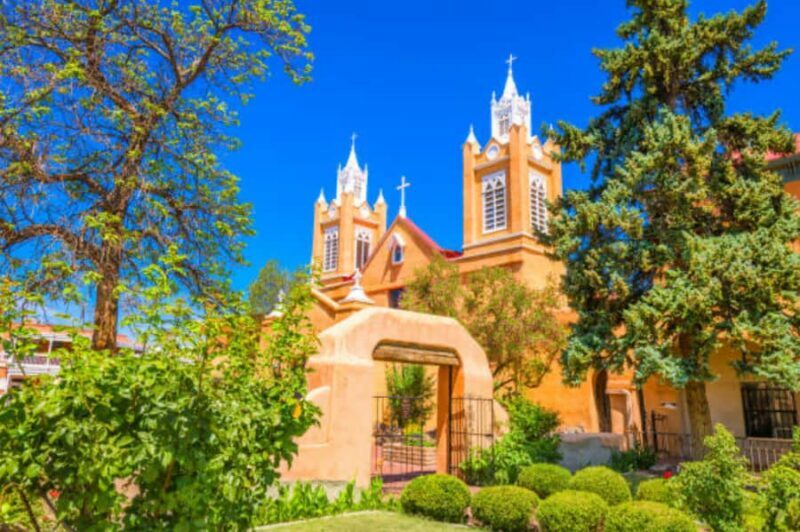 The Best of Albuquerque Private Walking Tour - What to Expect: An Informative, Relaxed Walk