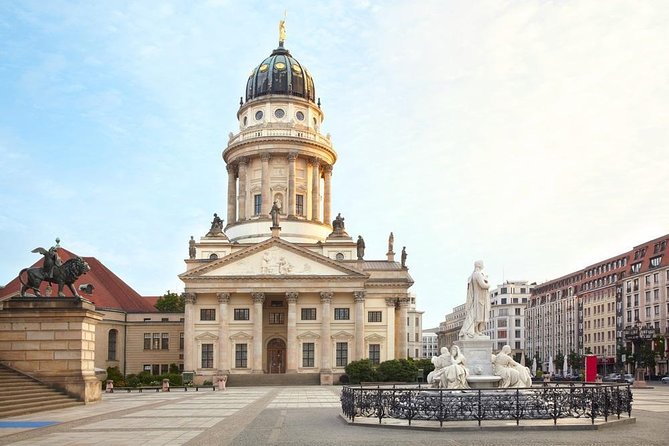 The Best of Berlin: Most Famous Sites Walking Tour - Key Points