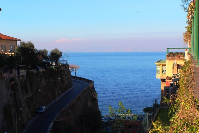 The Best of Campania in 2 Days: Amalfi Coast, Pompeii, Herculaneum & Vesuvius - Conquering Mount Vesuvius