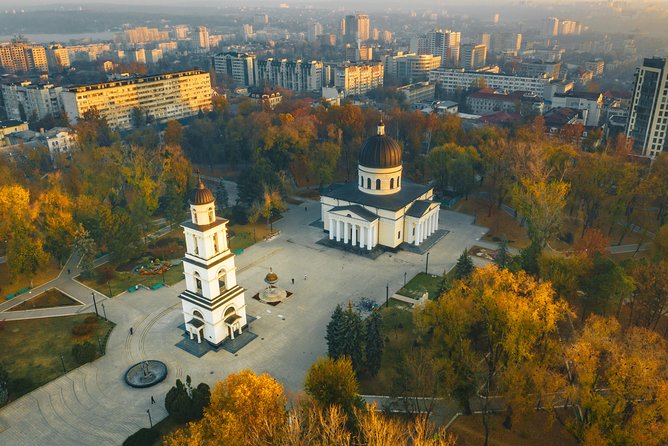 The Best of Chisinau Walking Tour - Quick Points
