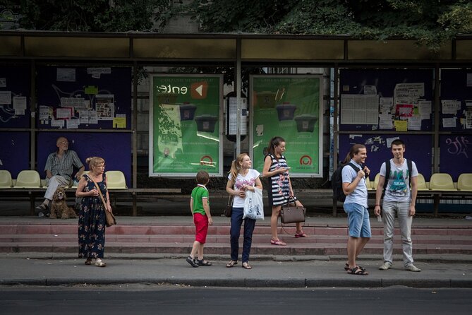 The Best of Chisinau Walking Tour - Admiring the Triumphal Arch