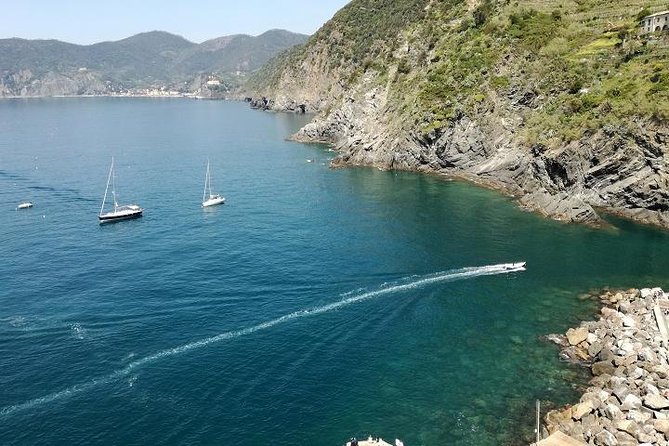 The Best of Cinque Terre Small Group Tour From Lucca - Tour Details and Inclusions