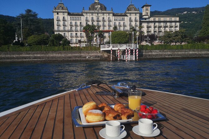 The Best of Lake Maggiore on a Private Guided Boat Tour - Discovering the Hermitage of Santa Caterina Del Sasso