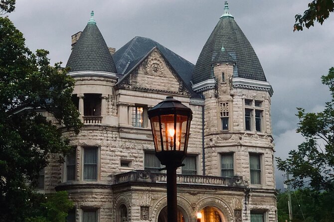 The Best of Old Louisville 50-Minute Guided Walking Tour - Accessibility and Fitness Requirements