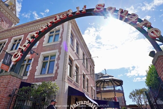 The Best of San Francisco: Private Half-Day Walking Tour - Navigating the Cable Car System