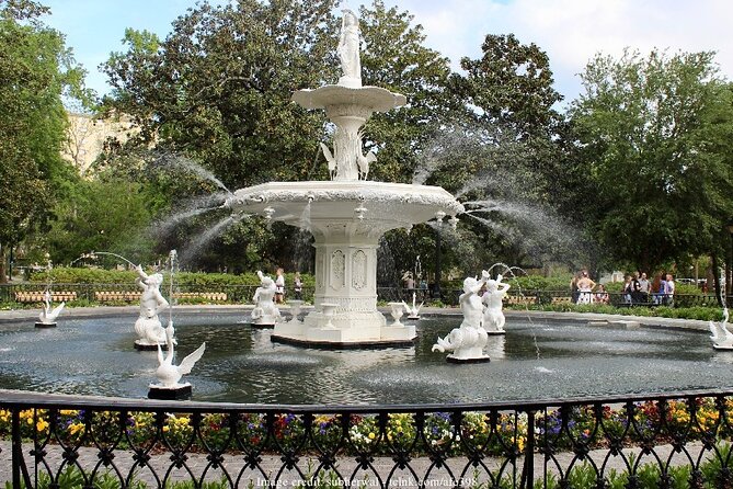 The Best of Savannah: Private Half-Day Walking Tour - Tour Inclusions and Accessibility