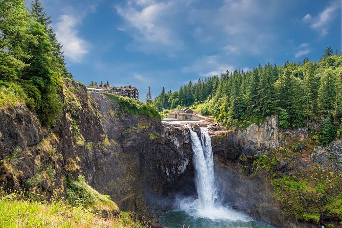 The Best of Seattle and Majestic Snoqualmie Waterfalls - Key Points