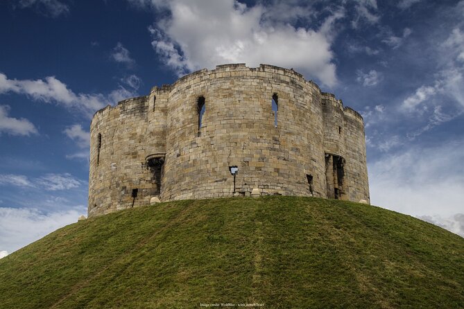 The Best of York Private Walking Tour: Landmarks & Hidden Gems - What to Expect on the Tour