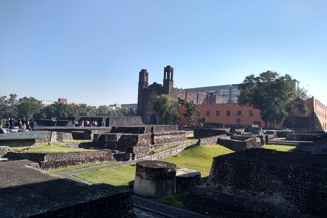 The Best Private Tour, Pyramids of Teotihuacán and Basilica! - Exploring Teotihuacán