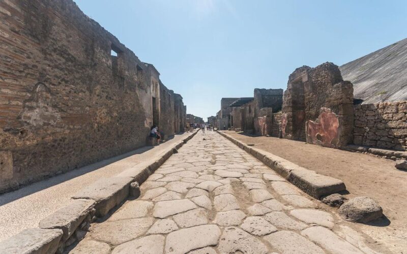 The Best Transfer From Naples to Pompeii - Key Points