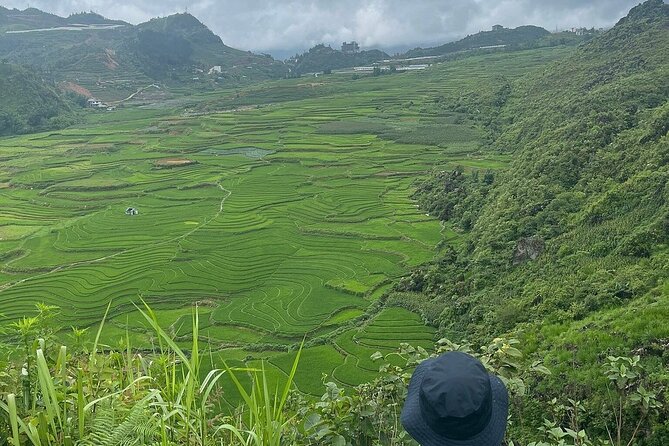 The Best View and Most Authentic Tour in Sapa - Paddleboarding on the Cai River