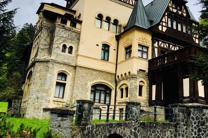 The Biggest Salt Mine in Europe and Sinaia in One Day - Transportation and Amenities