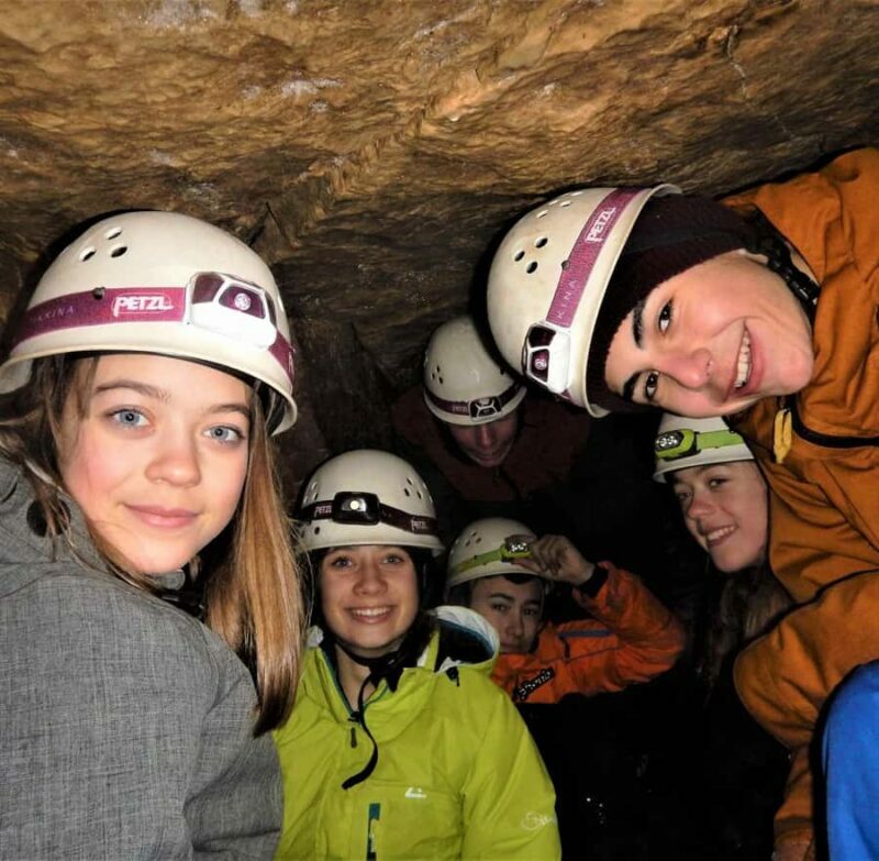 The Blue Mountains: Winter Caving and Snowshoe Tour - A Genuine Look at the Experience