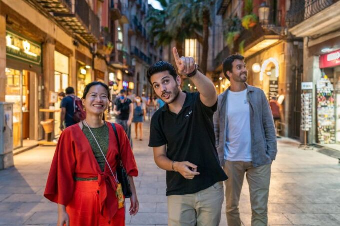 The Boqueria & Santa Caterina Market Tour With Tapas - Tour Suitability