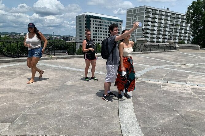 The Boston Bash Scavenger Hunt - Exploring Bostons Key Landmarks