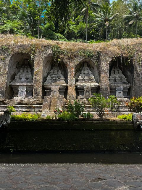 The Candles of Gunung Kawi, Tirta Empul, Rice Terrace - Itinerary and Highlights