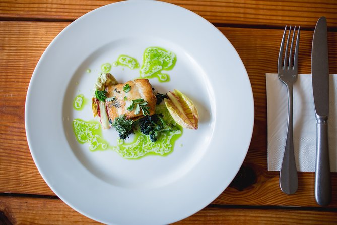 The Carytown Food Tour in Richmond - Tour Duration and Accessibility