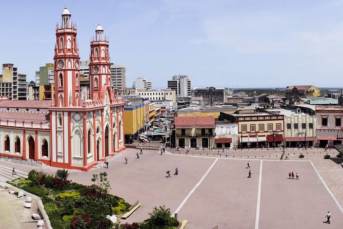 The Center: Charm, Culture and Flavors - Exploring the Historic Hearts Beauty
