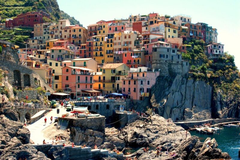 The Charm of Cinque Terre: Tour by Minivan From Florence - Itinerary and Highlights
