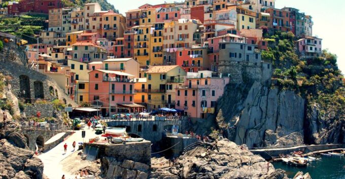 The Charm of Cinque Terre: Tour by Minivan From Florence - Flexible Cancellation Policy