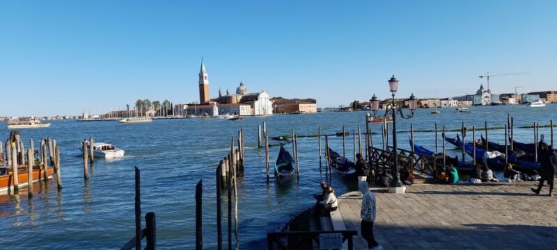 The Charm of Venice - The Enchanting Canals of Venice