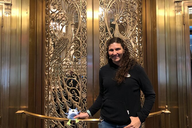The Chi-Town Showdown Scavenger Hunt - Scavenger Hunt Experience Overview