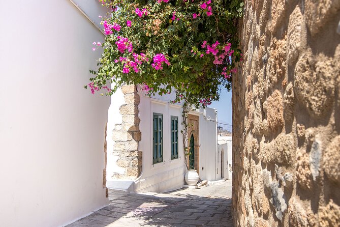 The Classic Rhodes Sightseeing - 6hr Private Tour - up to 10 Pax - Cancellation Policy