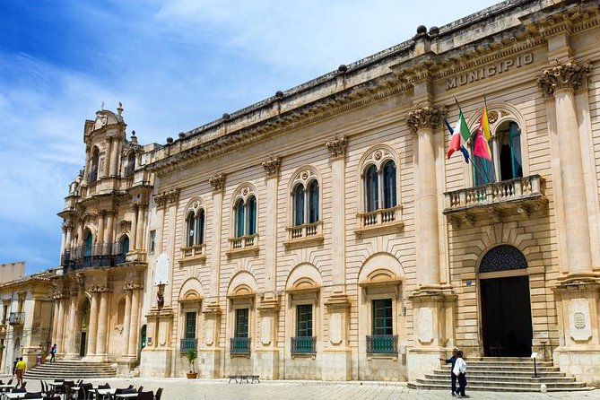 The Commissioner Montalbano - Pickup and Meeting Details