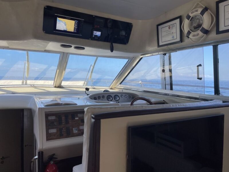 The Cookies: Private Luxury Yacht Cruise With Lunch - Key Points