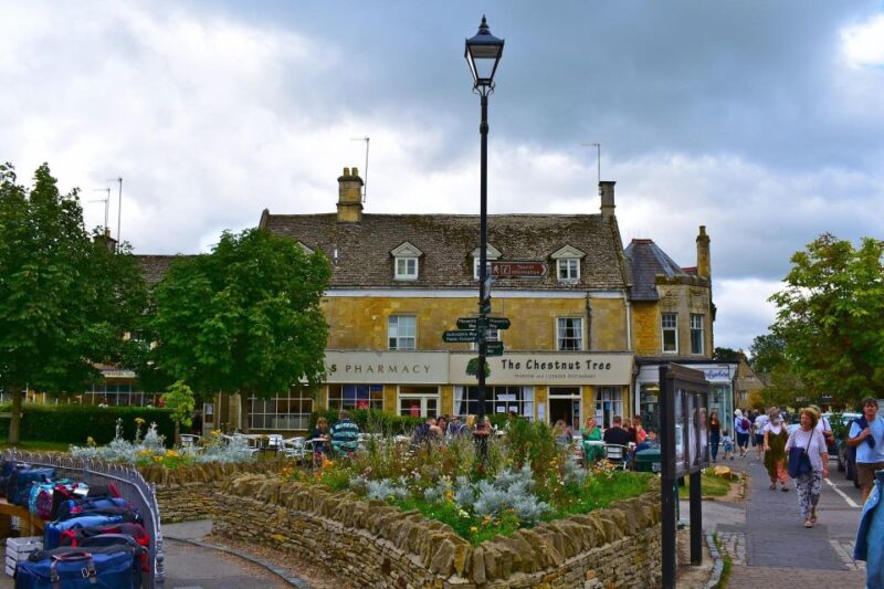 The Cotswold Village Trail - Navigational Aids