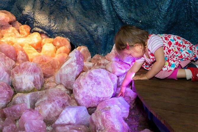 The Crystal Caves Self-Guided Tour - An Inside Look at the Crystal Caves Self-Guided Experience